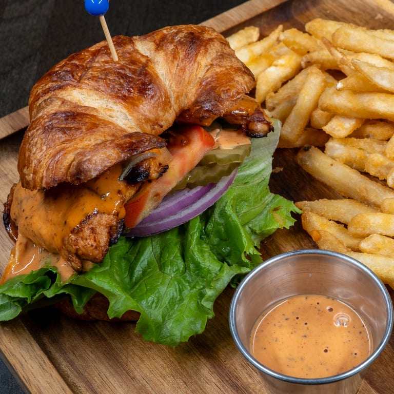 Grilled Chicken Delights: A Juicy Menu Highlight